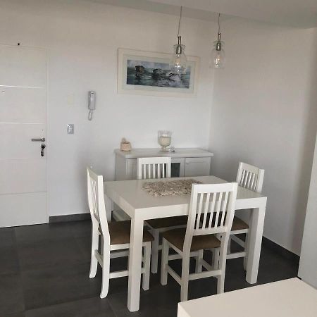 Deptos More I Puerto Madryn Eksteriør billede